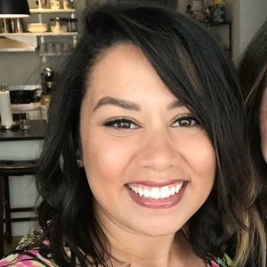 Meet your Posher, Yvette